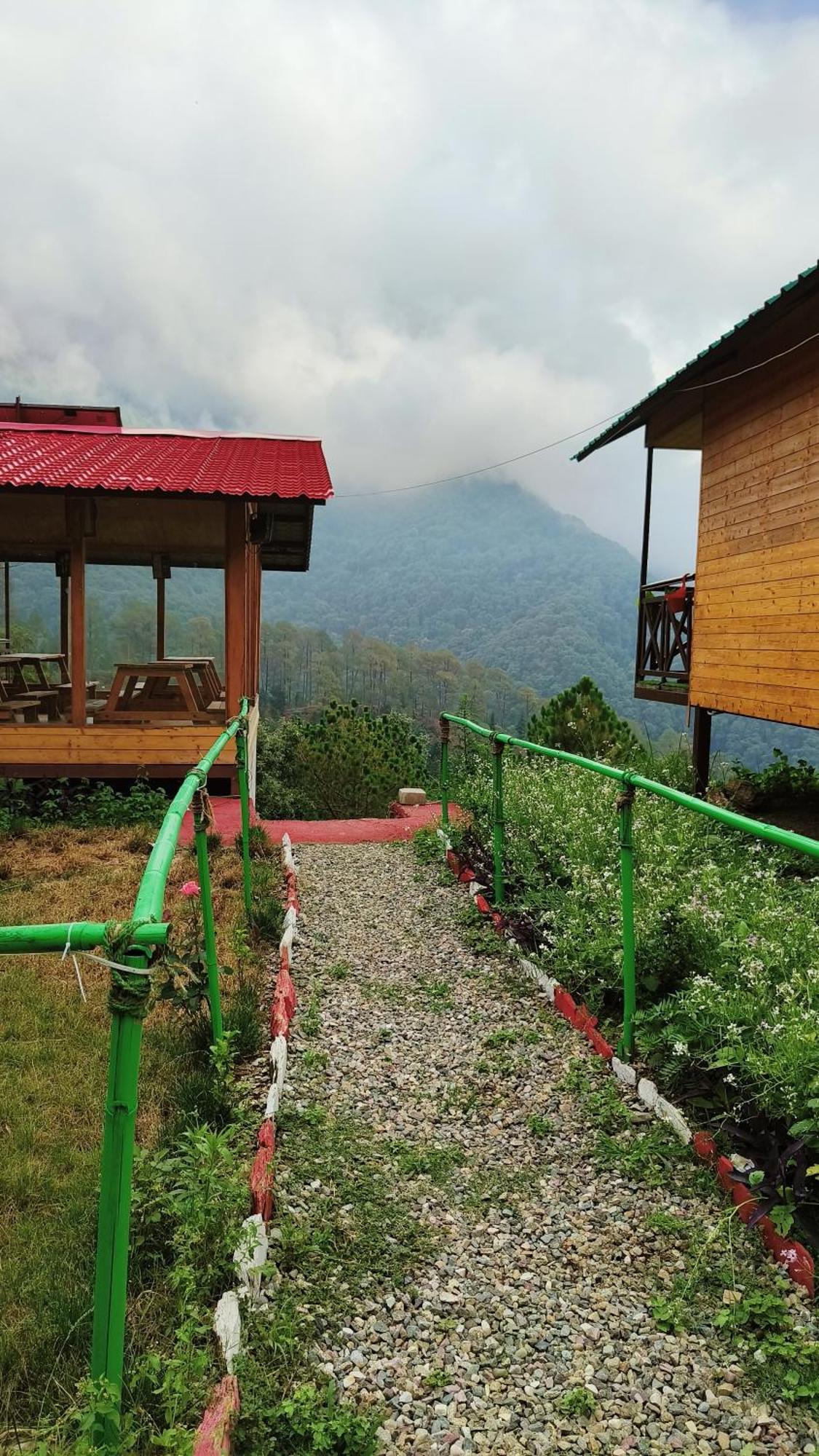 The Sunbird Retreat Resort Nainital Exteriör bild